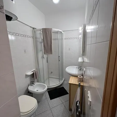 Marisa2 A 200mt Dal Mare Appartamento *